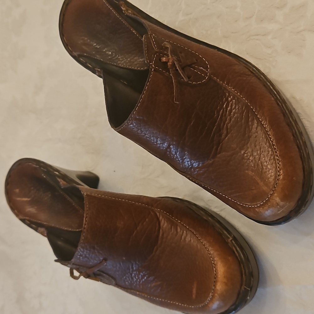 Clogs